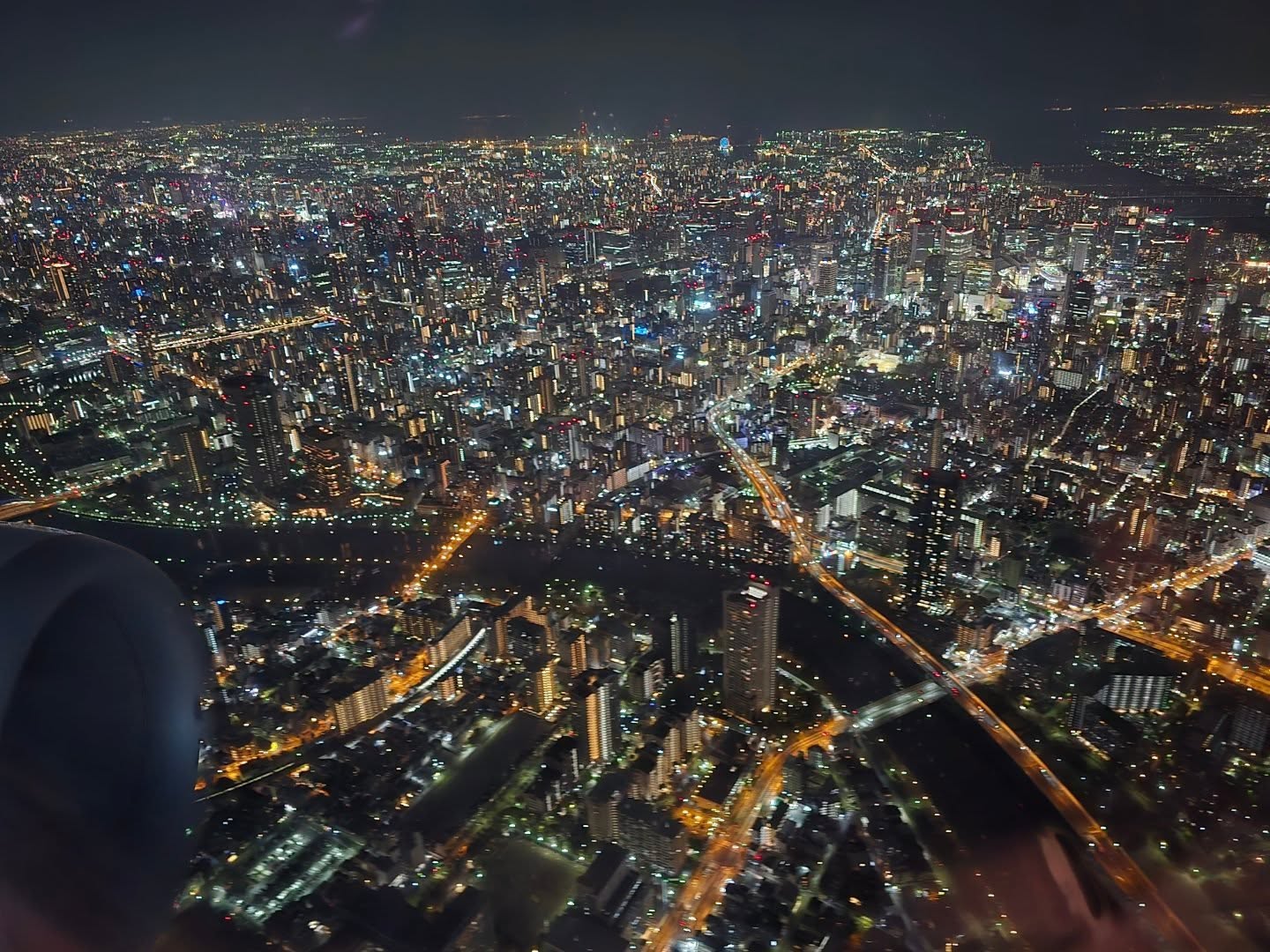 広島テレビを見ながら